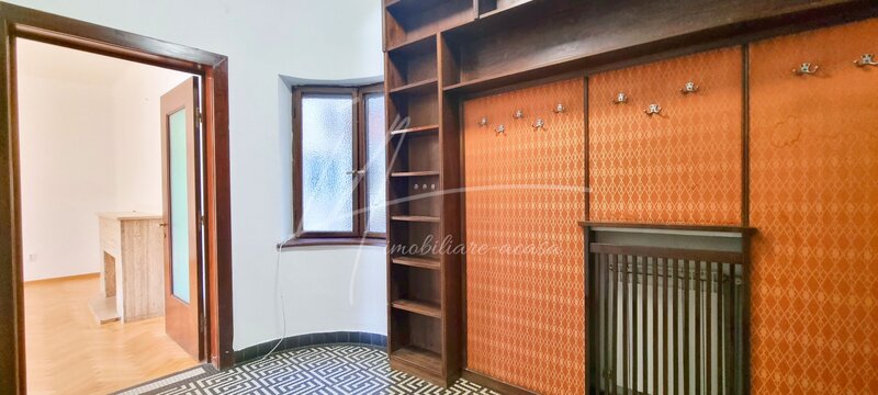 Piata Romana, Piata Lahovari, Dionisie Lupu, apartament cu 4 camere 132 mp.
