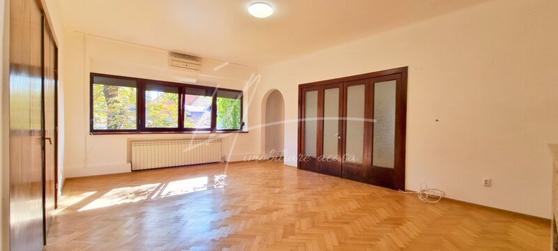 Piata Romana, Piata Lahovari, Dionisie Lupu, apartament cu 4 camere 132 mp.